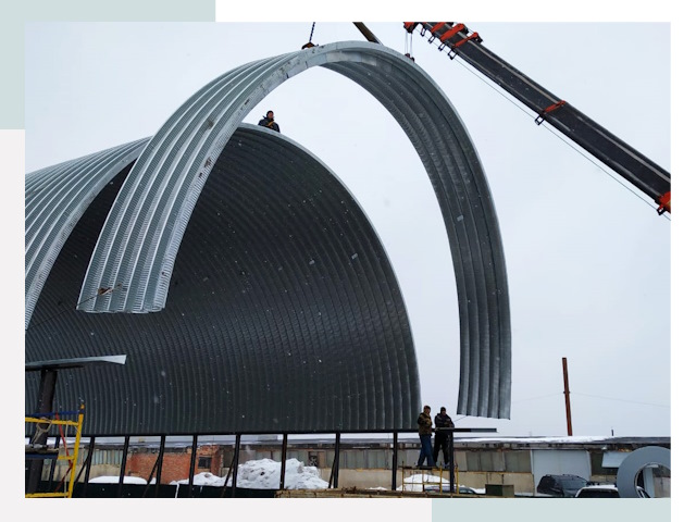 Полукруглые ангары в Муре