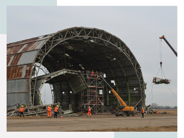 Демонтаж ангаров в Муре